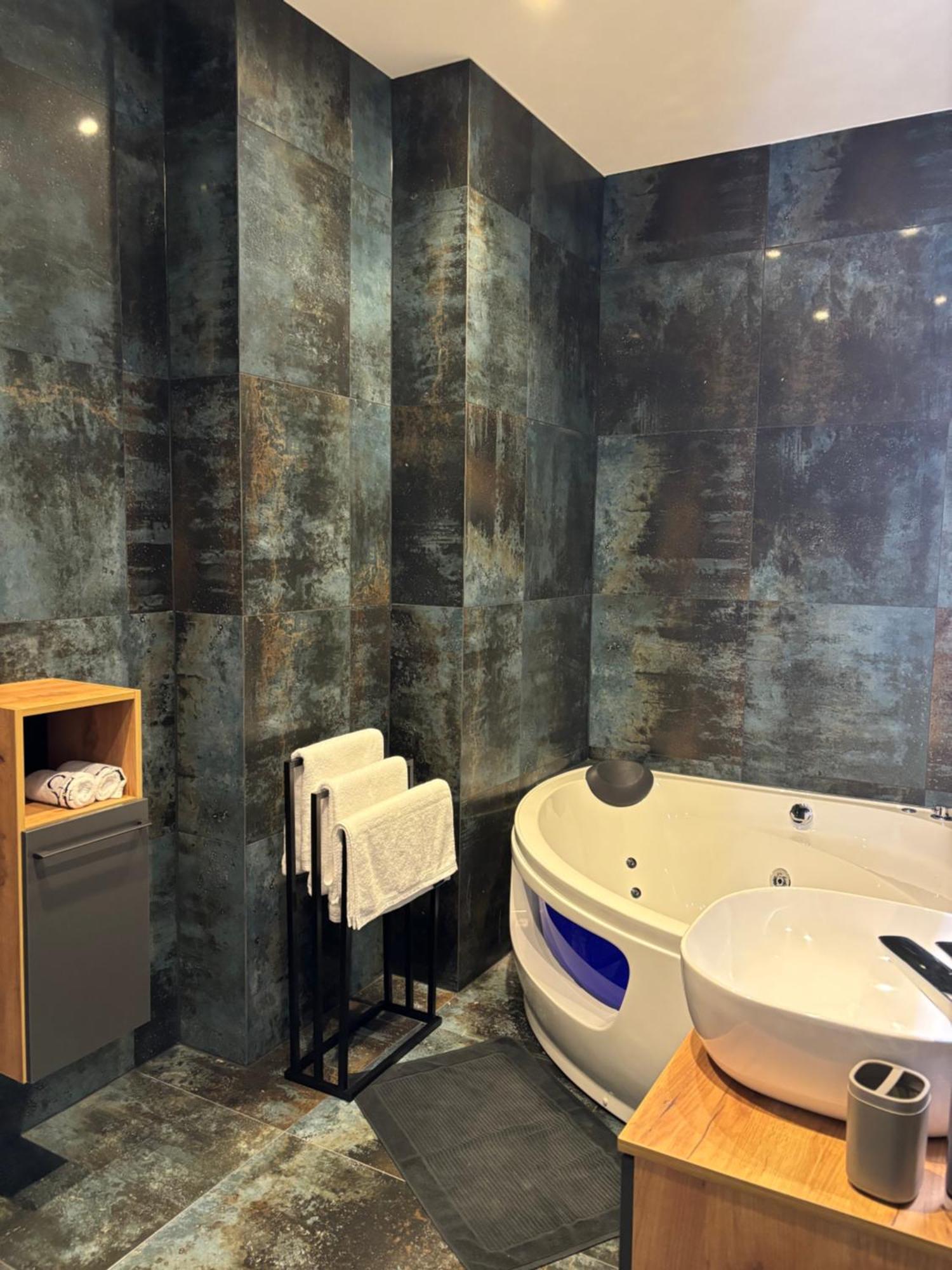 Luxus Apartment Mit Whirlpool In Kiel Buitenkant foto